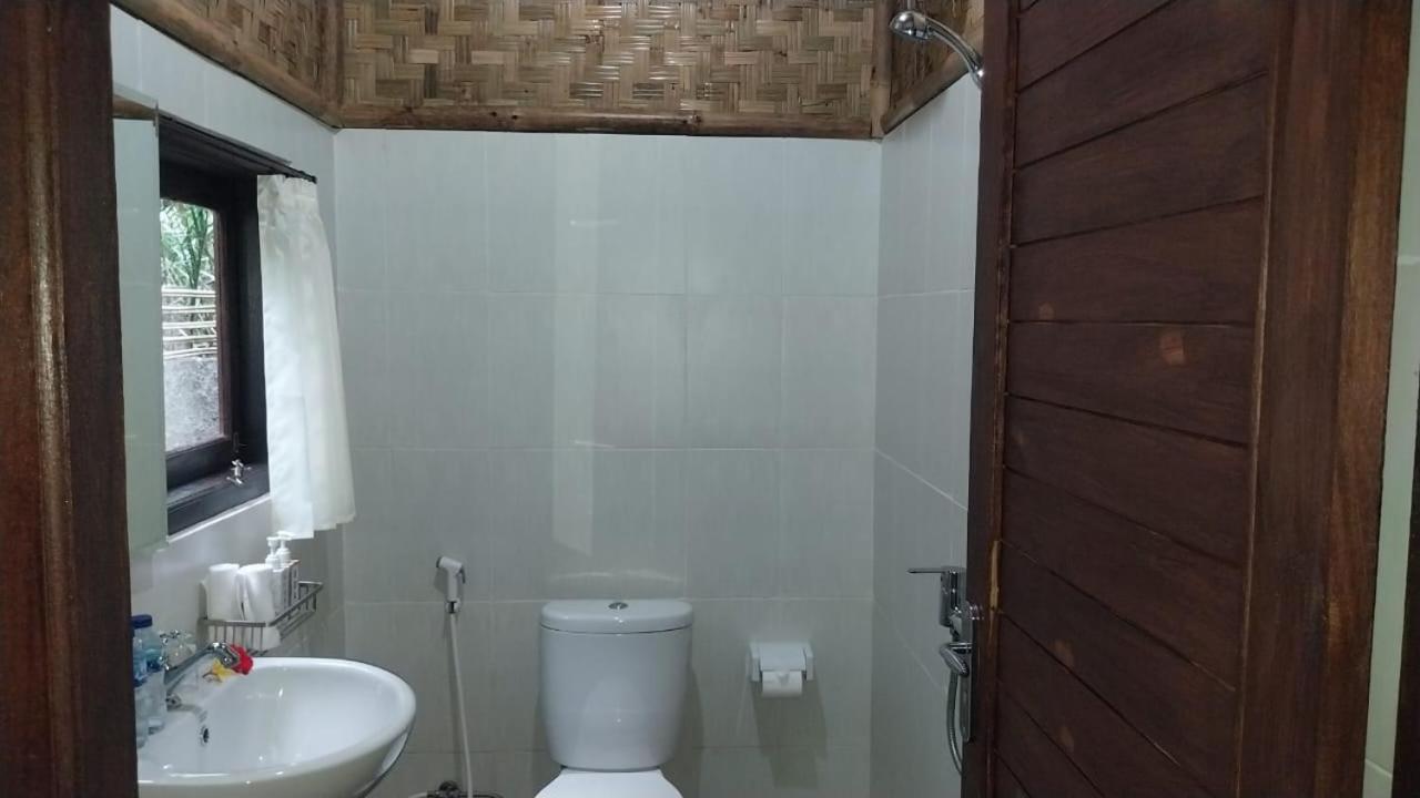 Pondok Sapta Sallaca Selat Екстериор снимка